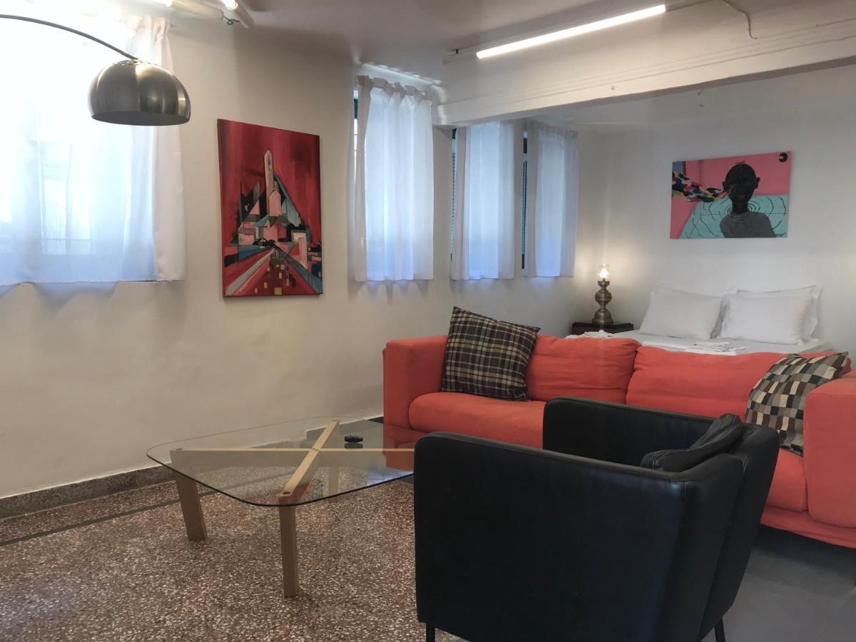 Stylish, Basement Studio With Roof Top Access - Ep9B Athens Luaran gambar